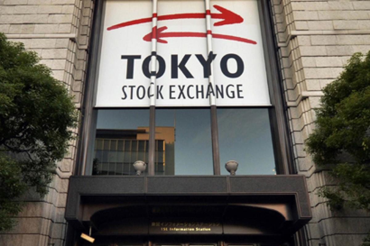 Tokyo stocks tumble in early trading